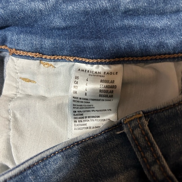 American Eagle Hi-Rise Jegging, size 4 Regular, light stain (picture included) - Picture 6 of 6